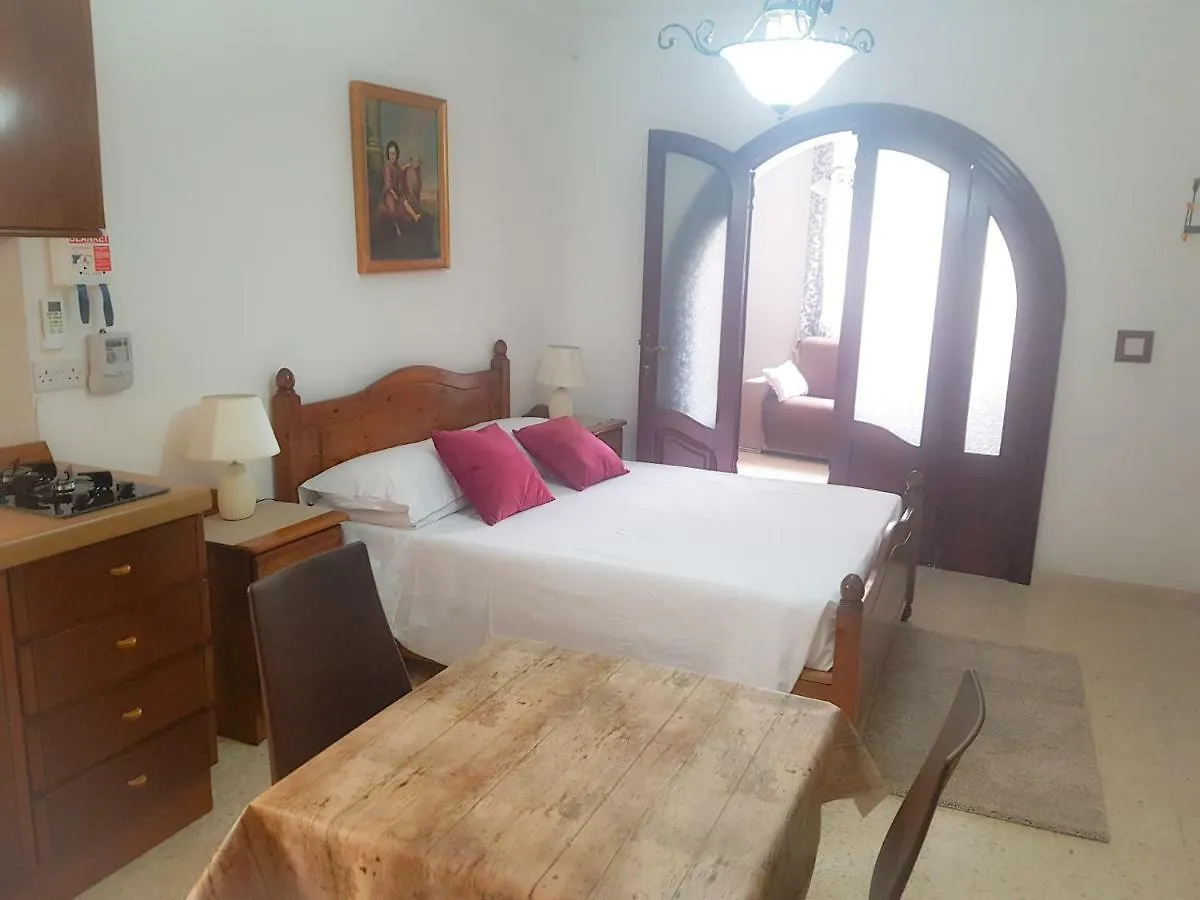 D'Ambrogio Guest House Rabat Couette-café